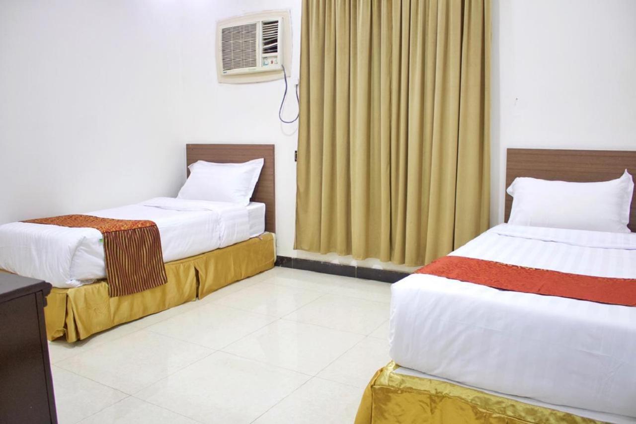 دار كيان Hotell Jīzān Eksteriør bilde